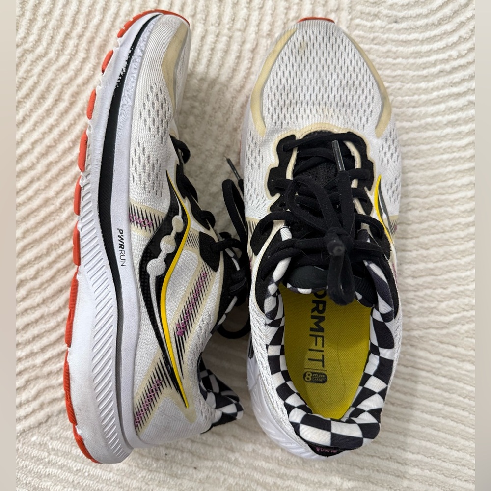 Saucony power Run Shoes